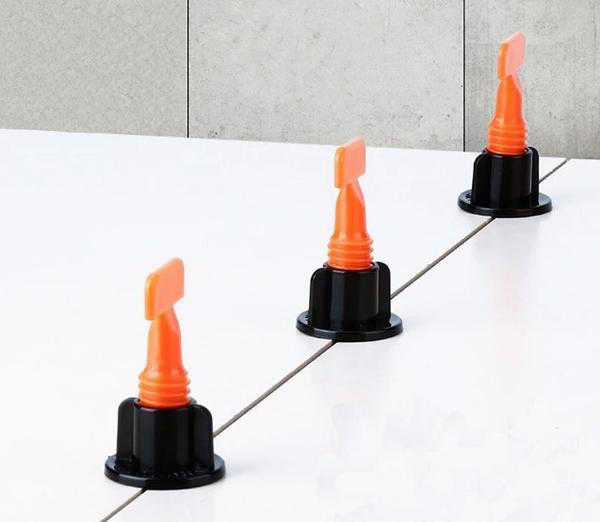 Kit di livellamento per piastrelle riutilizzabile - Allineamento perfetto delle piastrelle (50 pezzi)